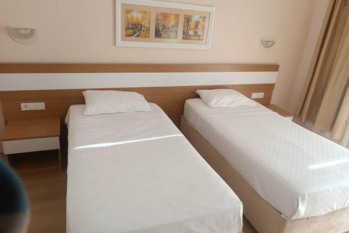 Alexius Beach Hotel 贝尔迪比 外观 照片