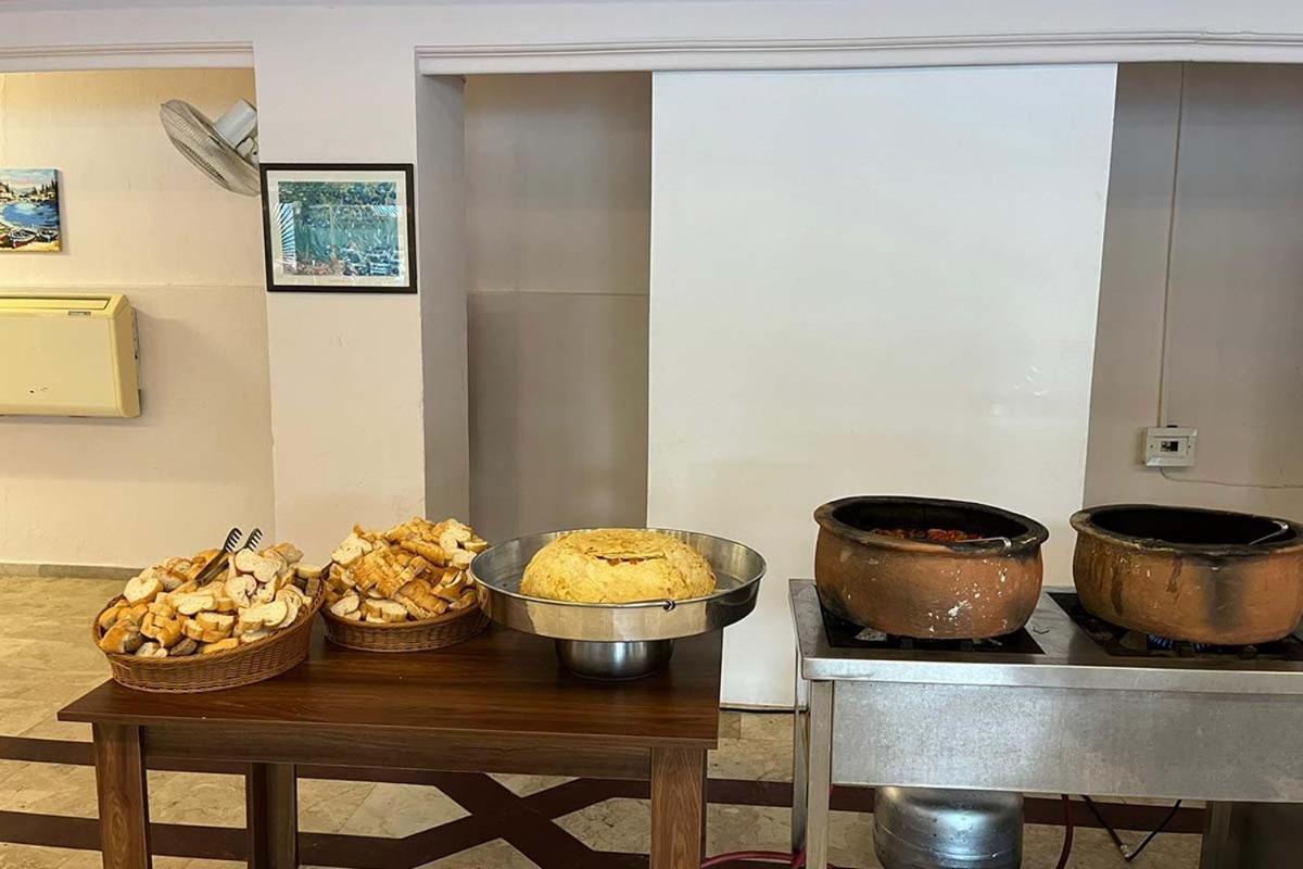 Alexius Beach Hotel 贝尔迪比 外观 照片